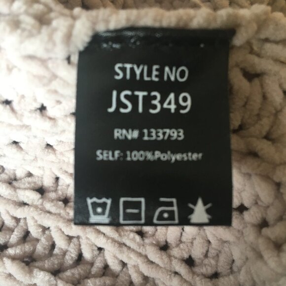 POL Sweater Oversized Chunky Chenille Knit Small Tan Short Sleeve Vneck - Picture 7 of 8